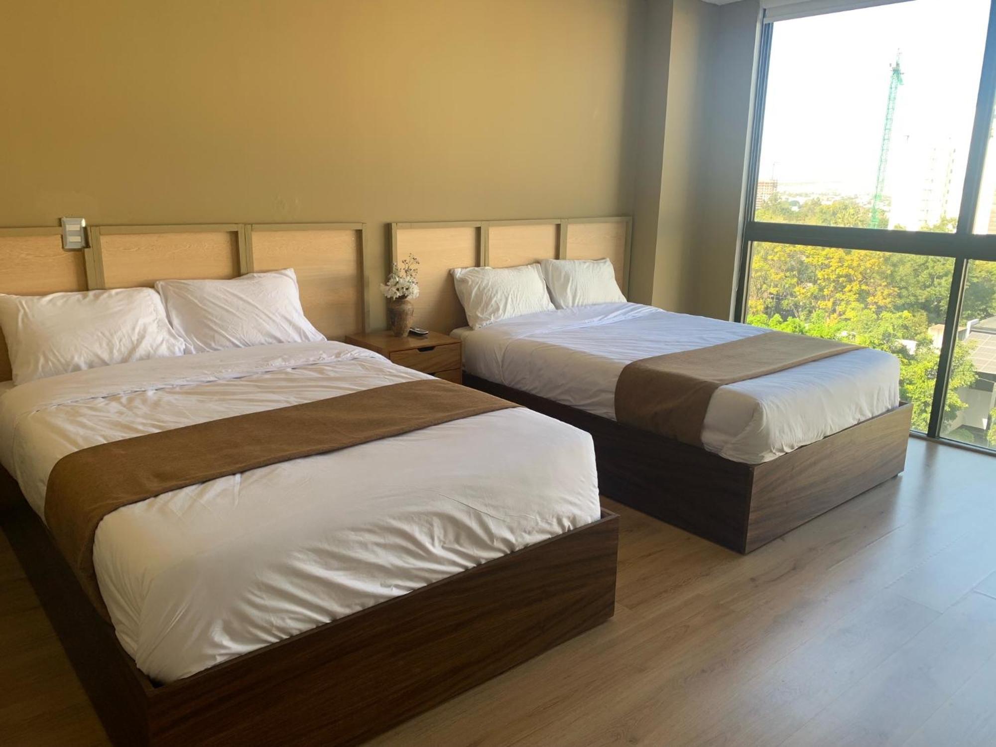 Aparthotel Dreamhaus Guadalajara Country Club Extérieur photo